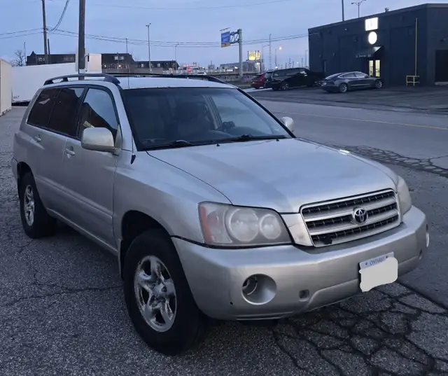 2001 Toyota Highlander V6 AWD (As is)