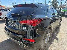 2017 Hyundai Santa Fe Sport AWD / 2.4L - Photo 4