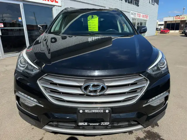 2017 Hyundai Santa Fe Sport AWD / 2.4L - Photo 7