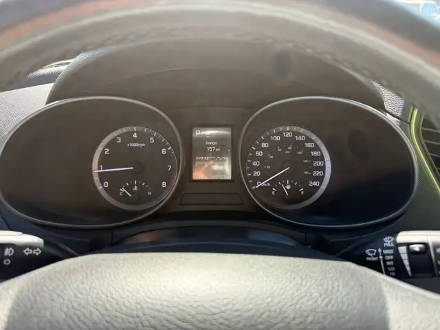 2017 Hyundai Santa Fe Sport AWD / 2.4L - Photo 14