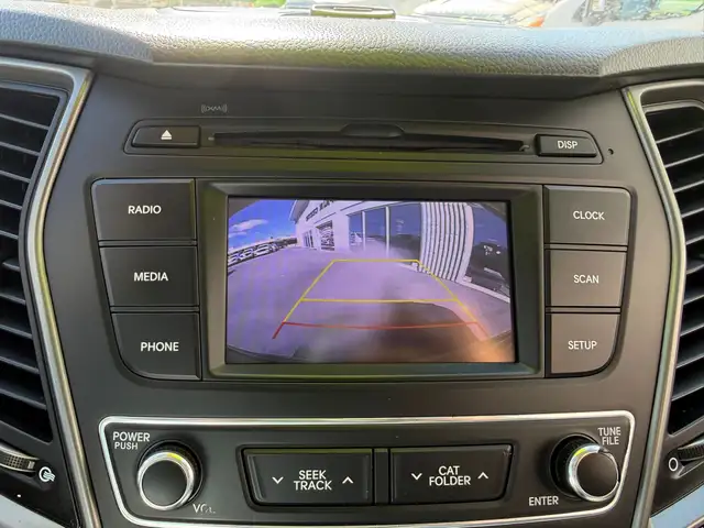 2017 Hyundai Santa Fe Sport AWD / 2.4L - Photo 15