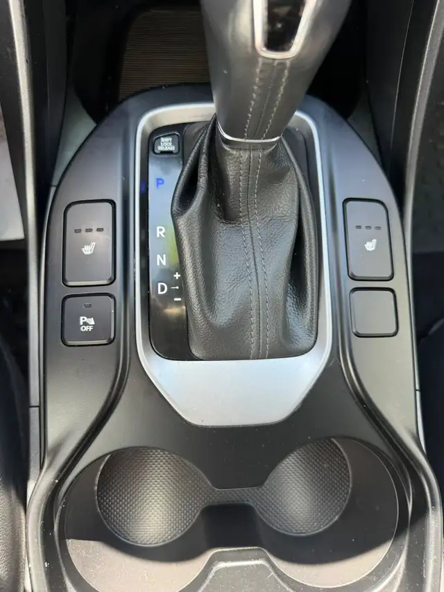 2017 Hyundai Santa Fe Sport AWD / 2.4L - Photo 19