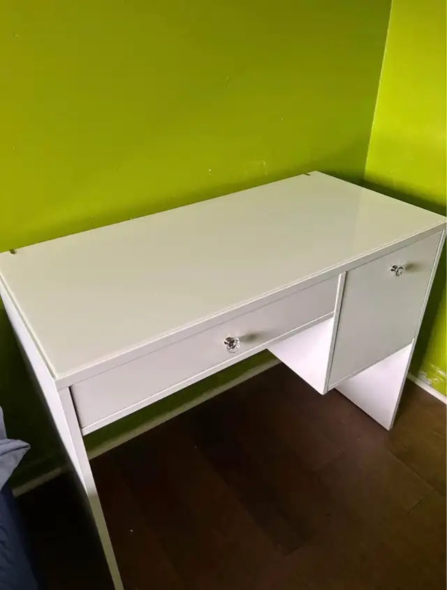 IKEA Vanity White Makeup Dresser - Photo 3
