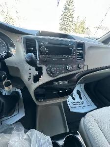 2011 Toyota Sienna LE NEW SAFETY CLEAN TITLE 8 PASSENGER - Photo 13