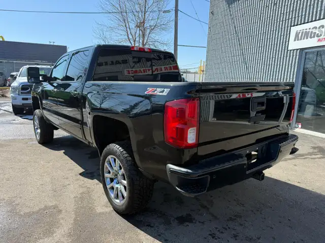 2016 Chevrolet Silverado 1500 LT / 5.3L V8 - Photo 3