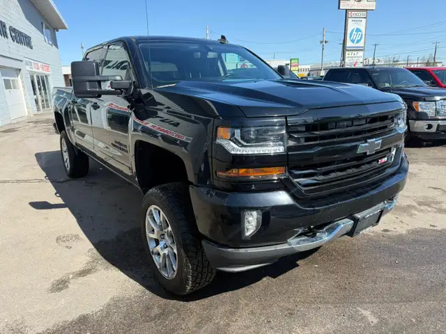 2016 Chevrolet Silverado 1500 LT / 5.3L V8 - Photo 8