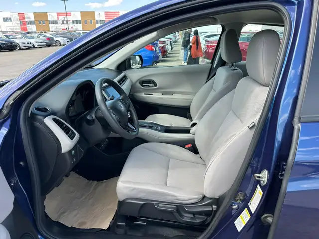 2016 Honda HR-V LX AWD | Backup Camera, Bluetooth - Photo 7