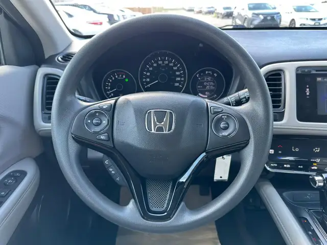 2016 Honda HR-V LX AWD | Backup Camera, Bluetooth - Photo 13