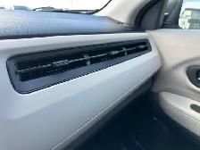 2016 Honda HR-V LX AWD | Backup Camera, Bluetooth - Photo 17
