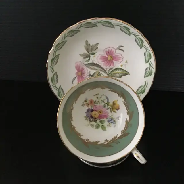 Paragon China tea cup and saucer $40.00 - Photo 2