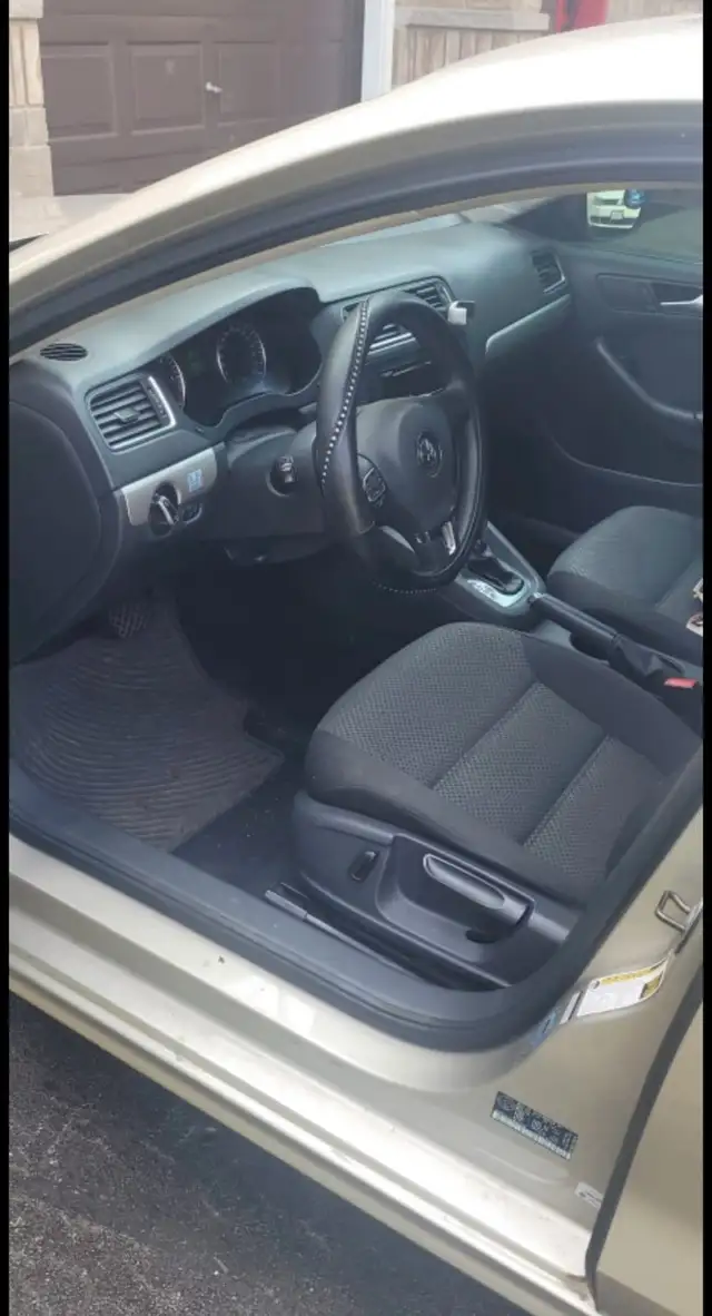 Volkswagen Jetta 2014 - AS IS - Photo 5