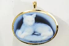 14K VINTAGE BLUE CAT CAMEO PENDANT/BROOCH