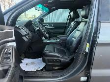 2014 Ford Explorer XLT 4WD / 7 SEATER / LEATHER LOADED - Photo 12