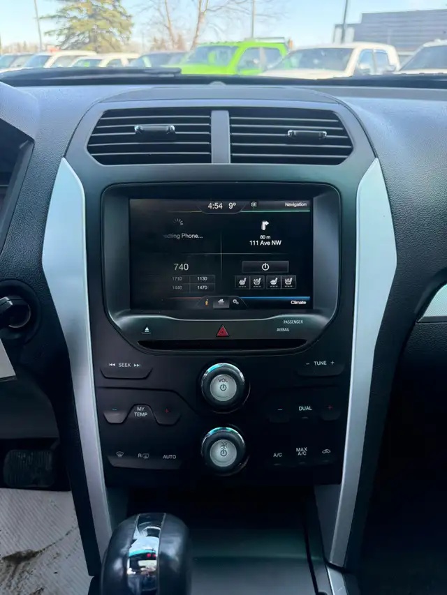 2014 Ford Explorer XLT 4WD / 7 SEATER / LEATHER LOADED - Photo 20