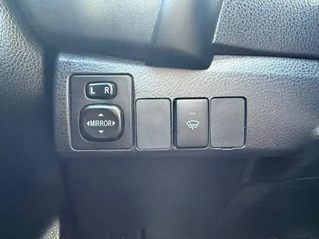 2017 Toyota Corolla - Photo 10