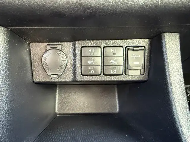 2017 Toyota Corolla - Photo 12