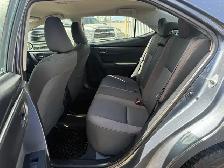 2017 Toyota Corolla - Photo 18