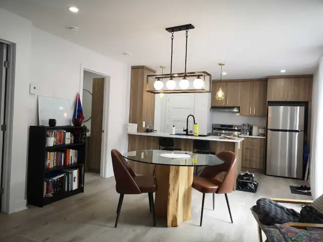 Beautiful and modern 3 ½ (850 sqft) in Longueuil - Photo 3