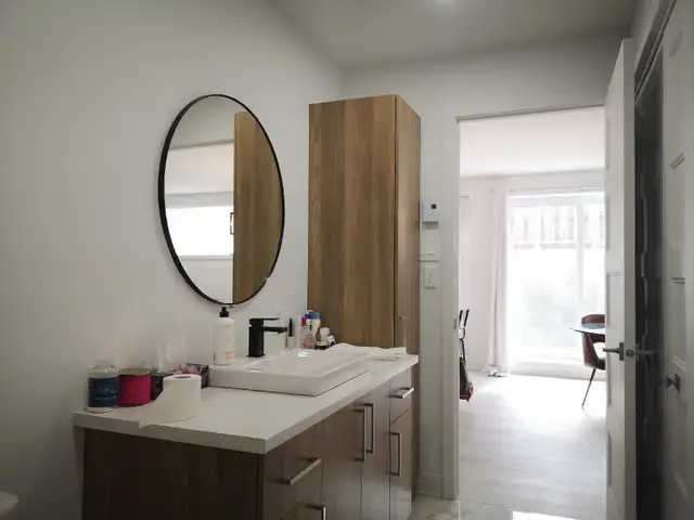 Beautiful and modern 3 ½ (850 sqft) in Longueuil - Photo 6