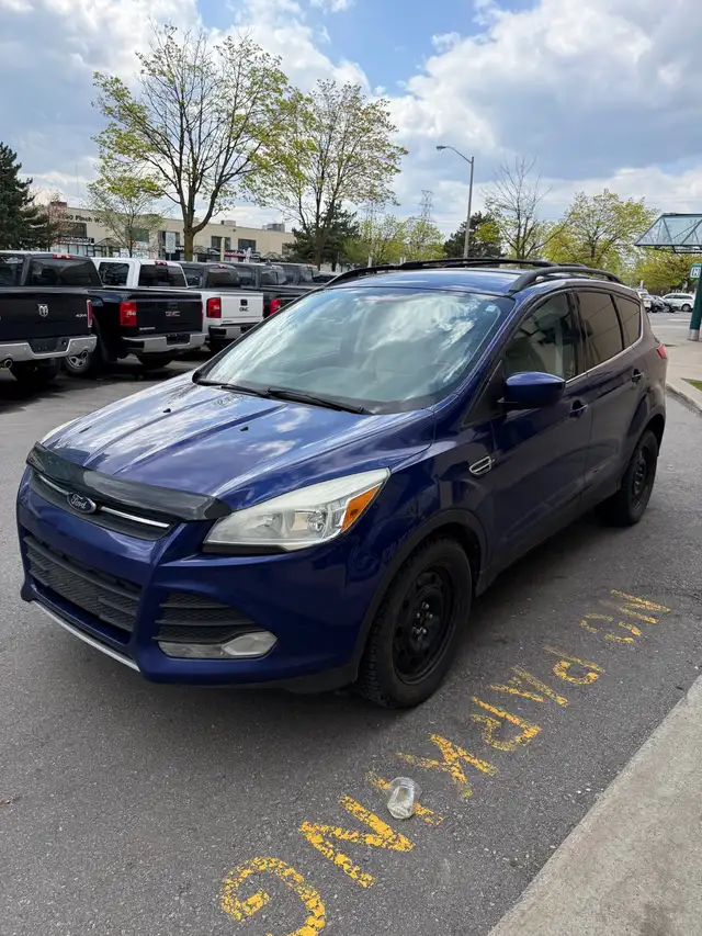 2014 Ford Escape SE - Photo 2