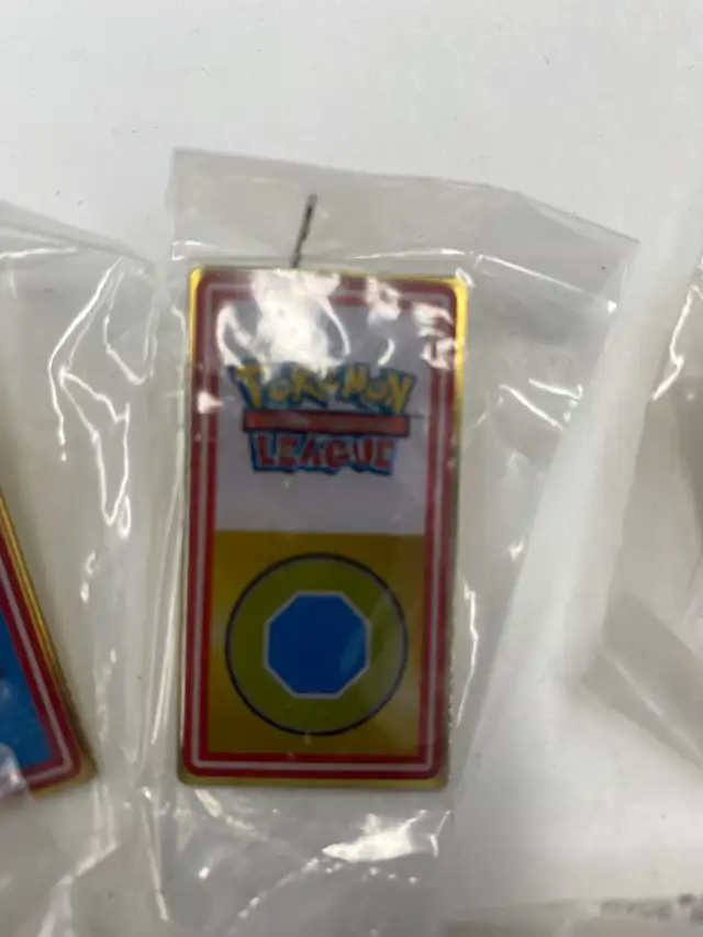 Pokemon League Wizards 2000 pins - Photo 4