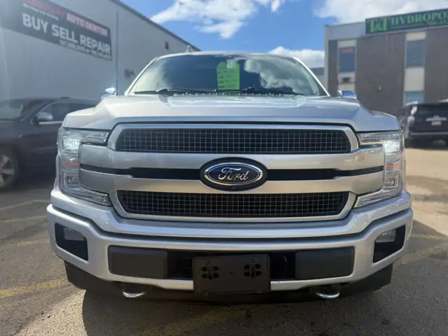 2018 Ford F-150 PLATINUM 4X4 - Photo 2