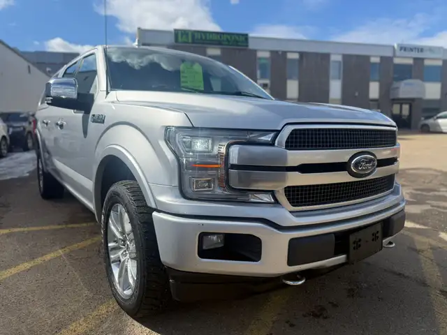 2018 Ford F-150 PLATINUM 4X4 - Photo 9