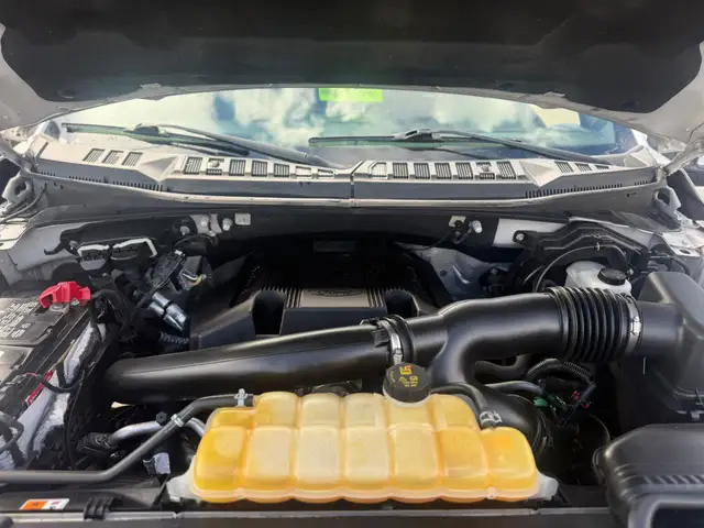 2018 Ford F-150 PLATINUM 4X4 - Photo 17