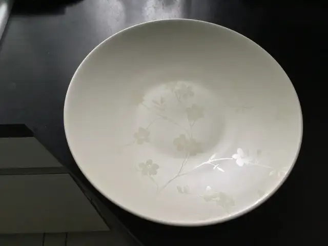 Home Brand Thailand dinnerware $115.00 - Photo 2