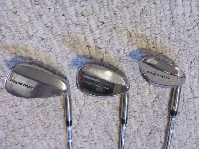 NEW WILSON PROSTAFF 52/56/60 WEDGE SET   NEW GOLF SHOES