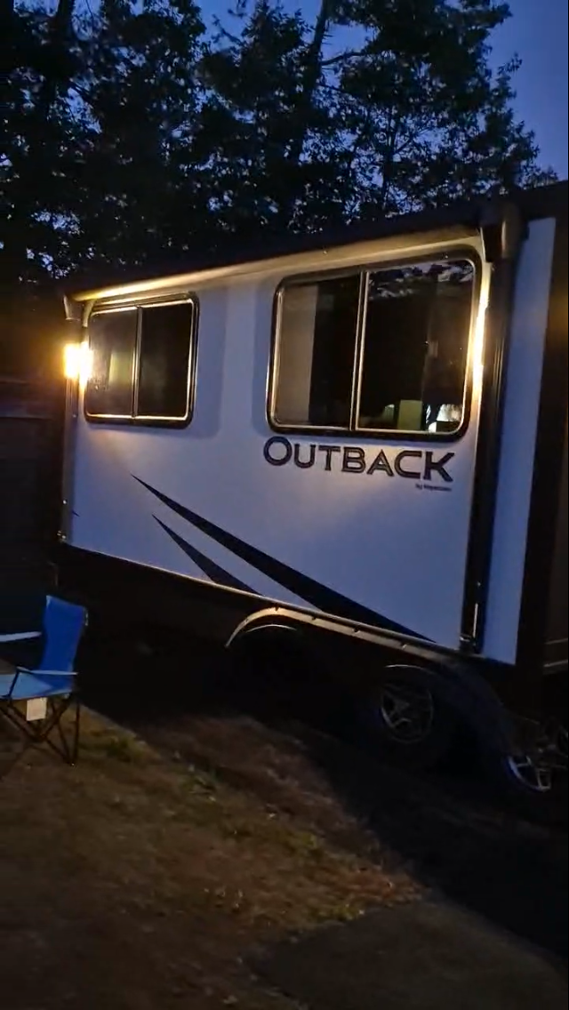 2020 Keystone Outback Trailer