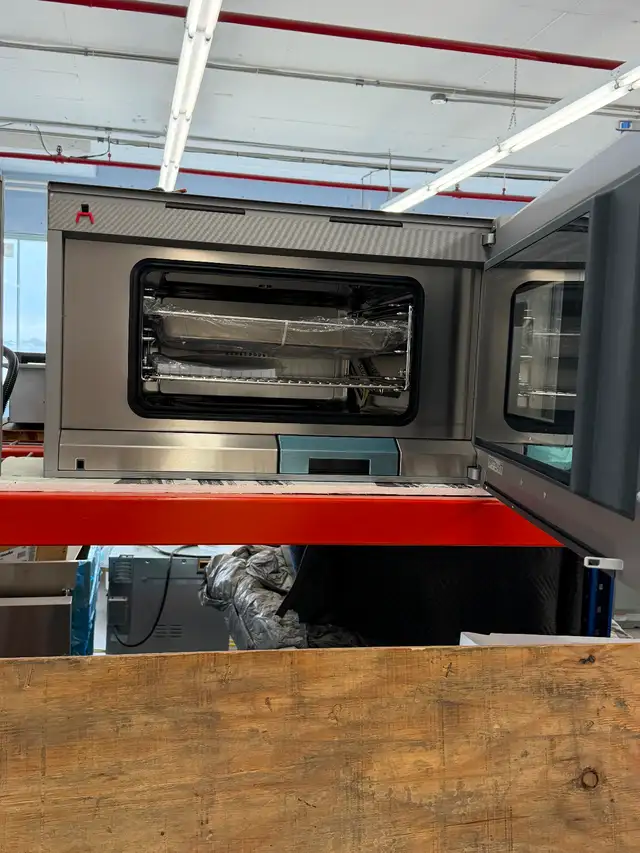 New Gaggenau 30' Combi Steam Oven BS484612 - Photo 2