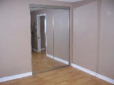 $1350 Spacious 1-Bedroom Basement Apartment in Pickering - Photo 7