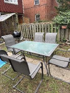 Outdoor Table & Chairs