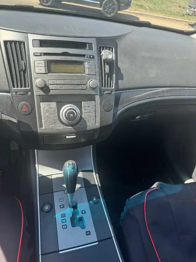 2008 Hyundai Veracruz 7 seater - Photo 2