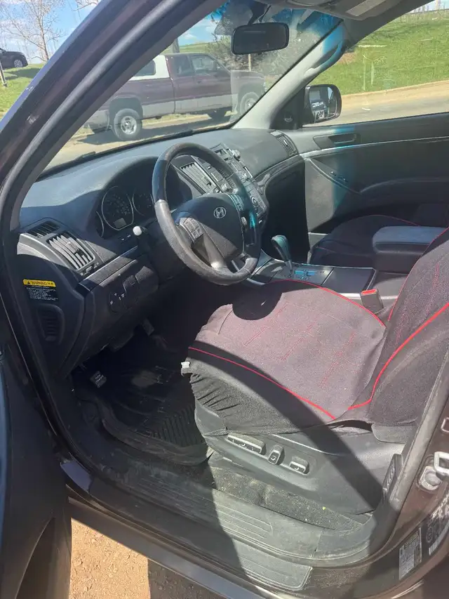 2008 Hyundai Veracruz 7 seater - Photo 4