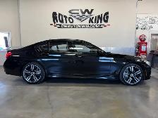 2019 BMW 7 Series 750i xDRIVE  M Sport / AWD / Low K / 1 Local