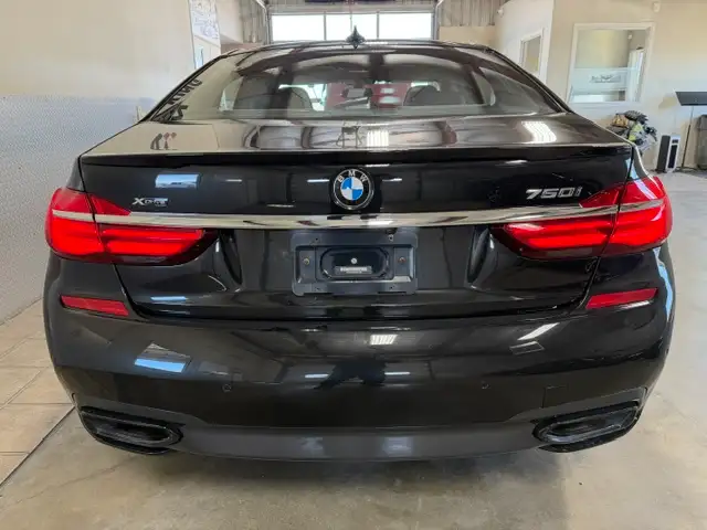 2019 BMW 7 Series 750i xDRIVE  M Sport / AWD / Low K / 1 Local - Photo 4