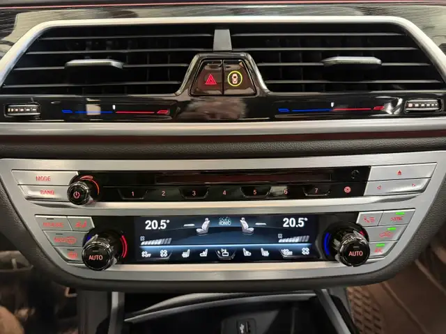 2019 BMW 7 Series 750i xDRIVE  M Sport / AWD / Low K / 1 Local - Photo 15