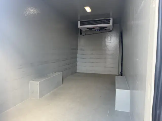2020 Ford Transit Cargo Van T-250 - REEFER/FREEZER - Photo 14