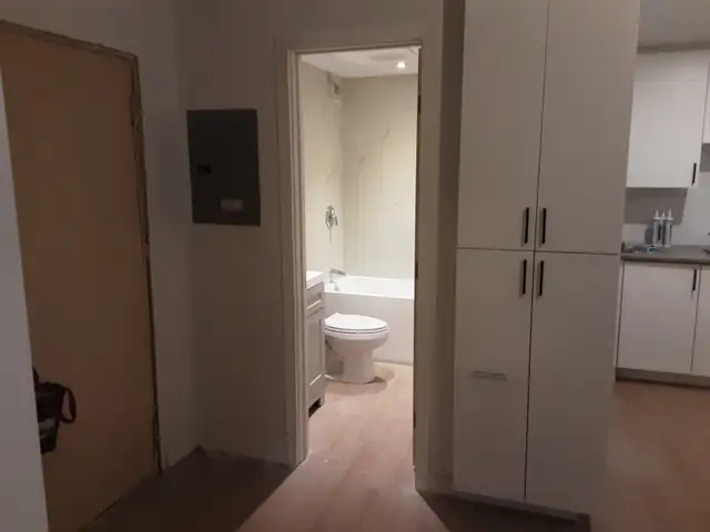 LOGEMENT  À  LOUER .  2 1/2  , métro Crémazie  nord. - Photo 5