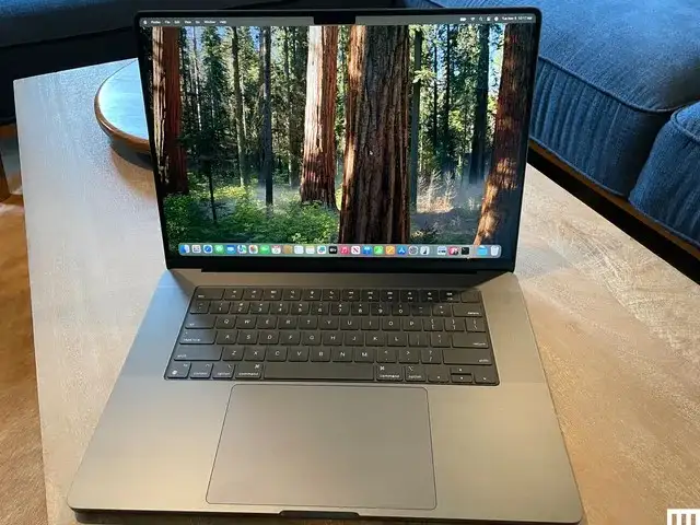 11' 13' 15' 16' Macbook Pro and Air with Microsoft Office 2026
