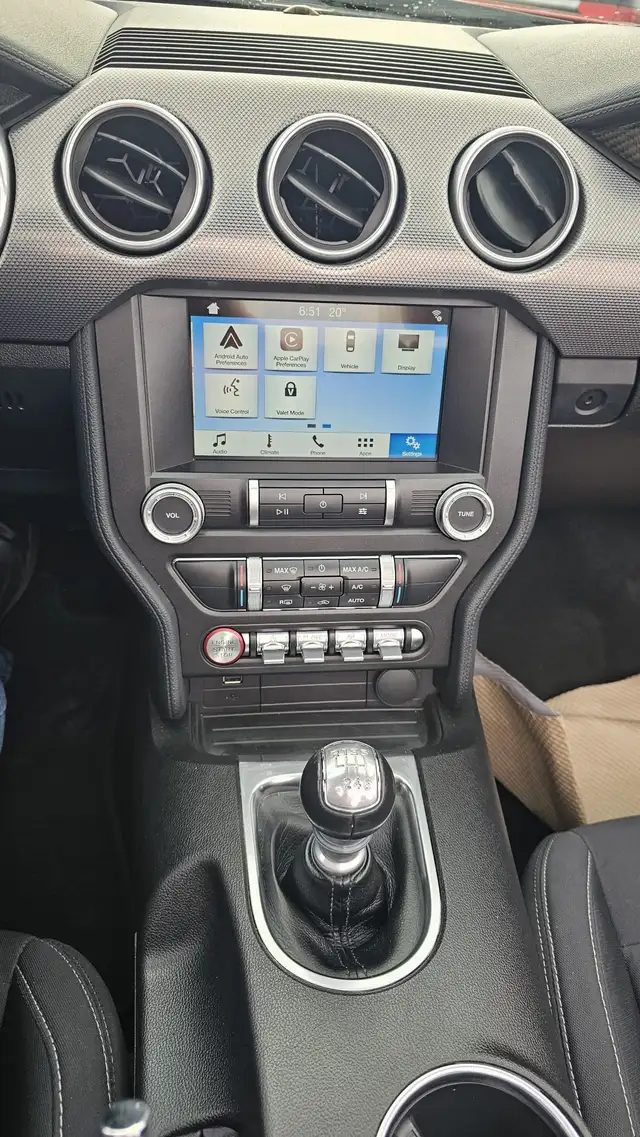 2019 Ford Mustang I4 - Photo 14