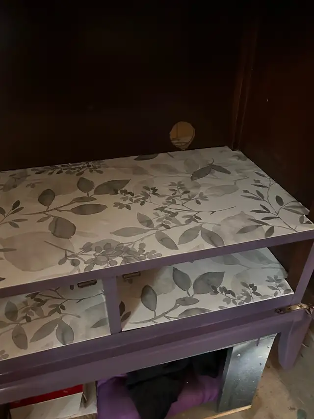 Soft Plum Entertainment Center/ Cupboard - Photo 3