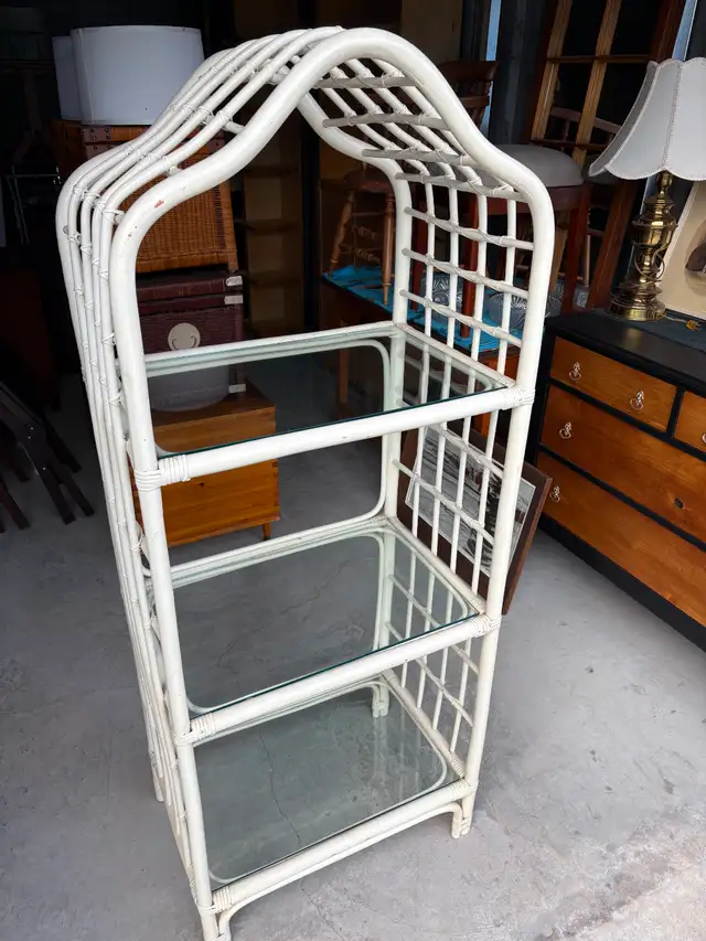 White Shelf Unit - Photo 7