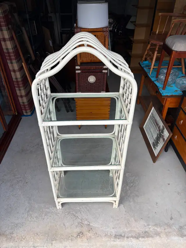 White Shelf Unit - Photo 9