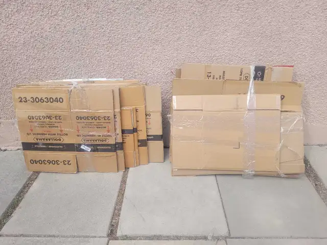 FREE MOVING BOXES