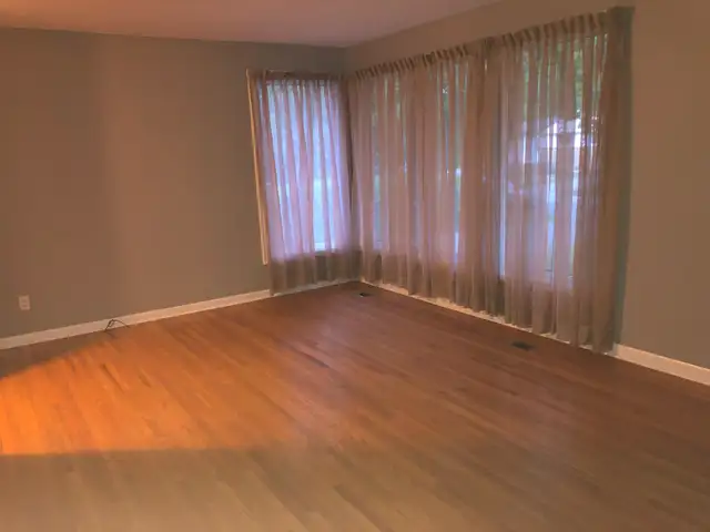 2 Bedroom Upper Apartment Av. July 1st for Rent - Photo 3
