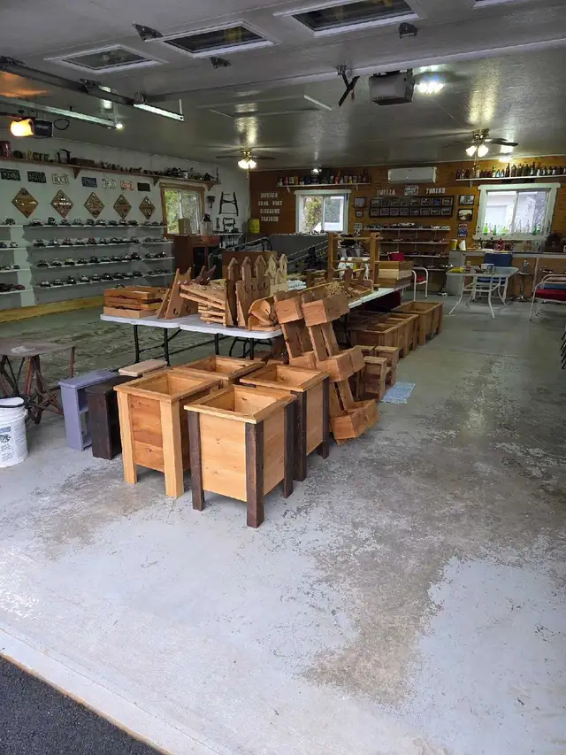 Woodworking for sale / Construction en bois a vendre - Photo 4
