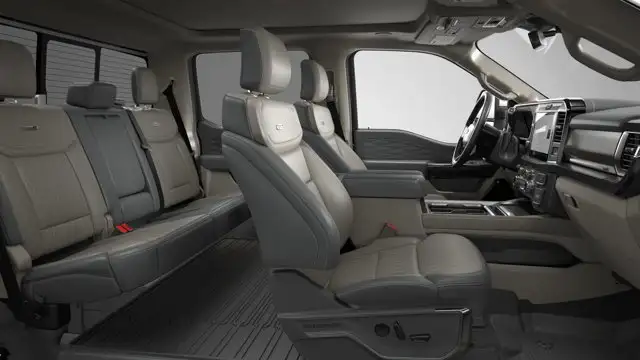 2026 Ford F-350 Diesel Platinum - Photo 5